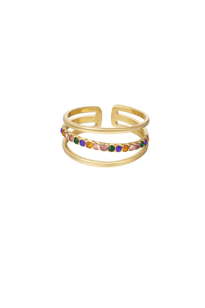 ring met laagjes en gekleurde steentjes